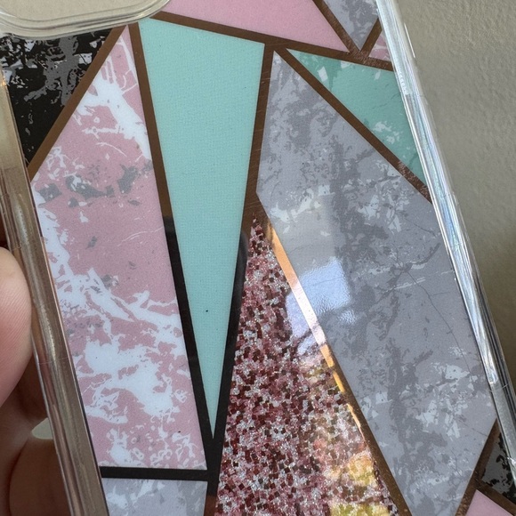 Geometric girly cover | - Picture 2 of 6